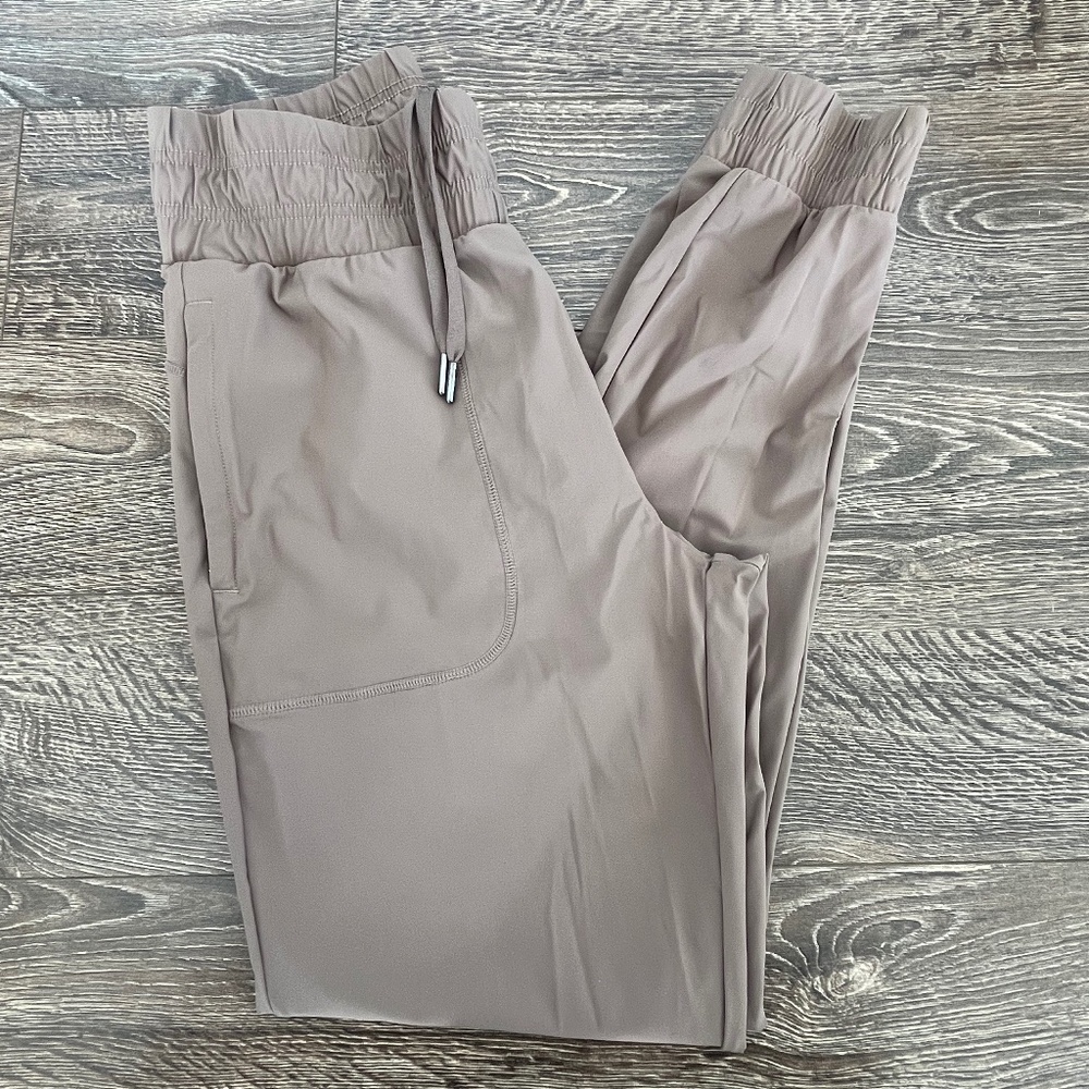 Vitality Women's Swift Jogger